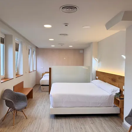 Marqués De Aguilar Hotel